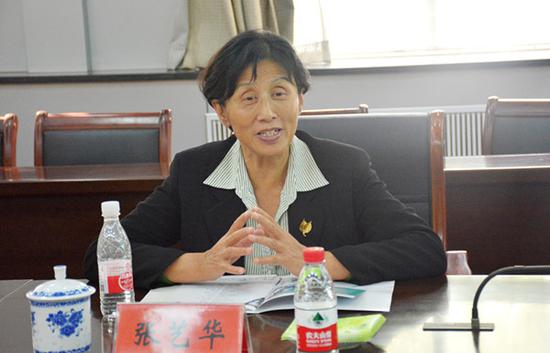 张艺华，演艺之路的闪耀之星
